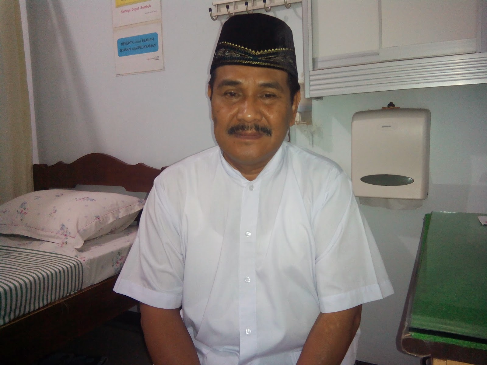 Bersama Gus Mus, Sembuhkan Berbagai Penyakit